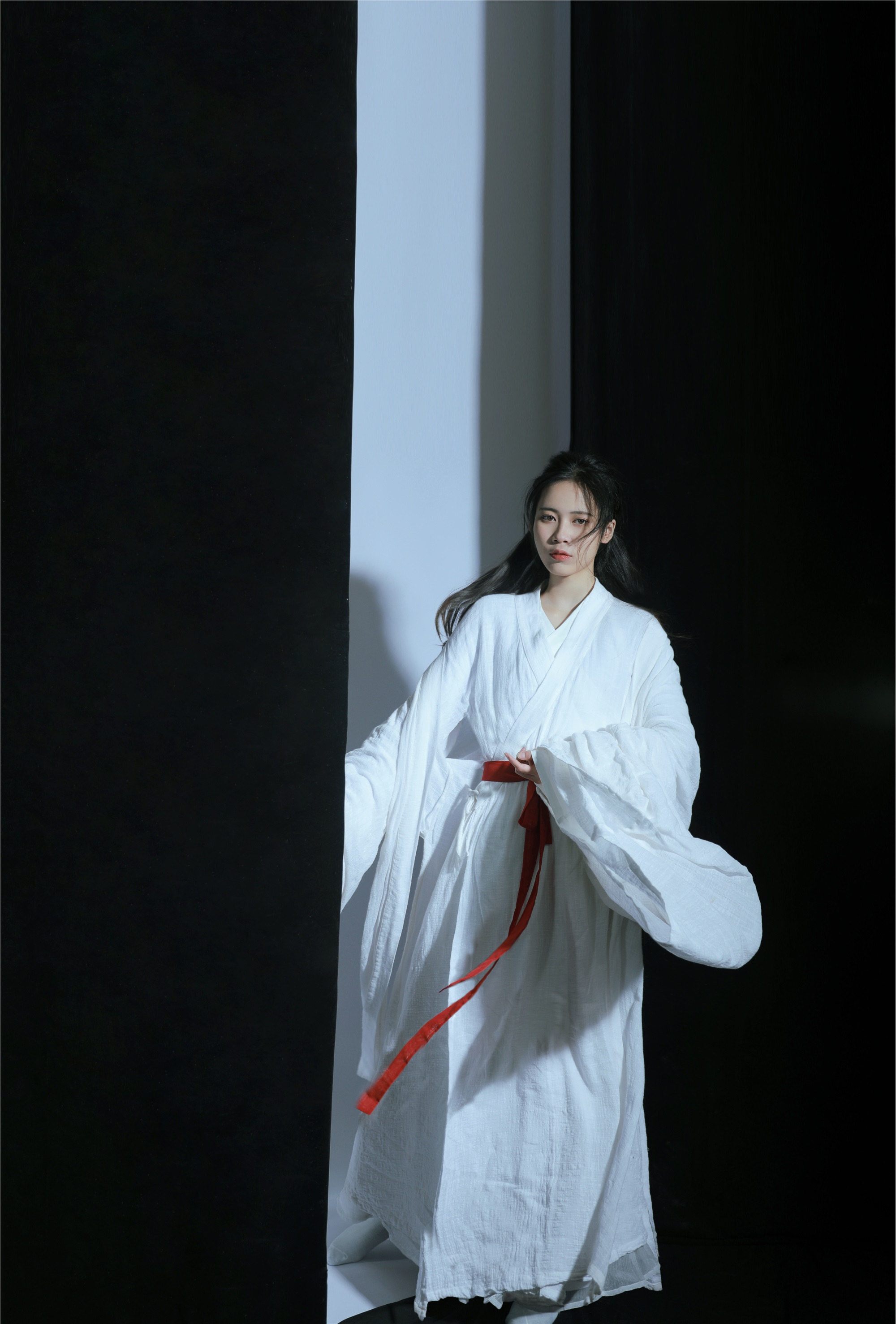 YITUYU艺图语 2025.01.27 黑白 番茄不是番茄